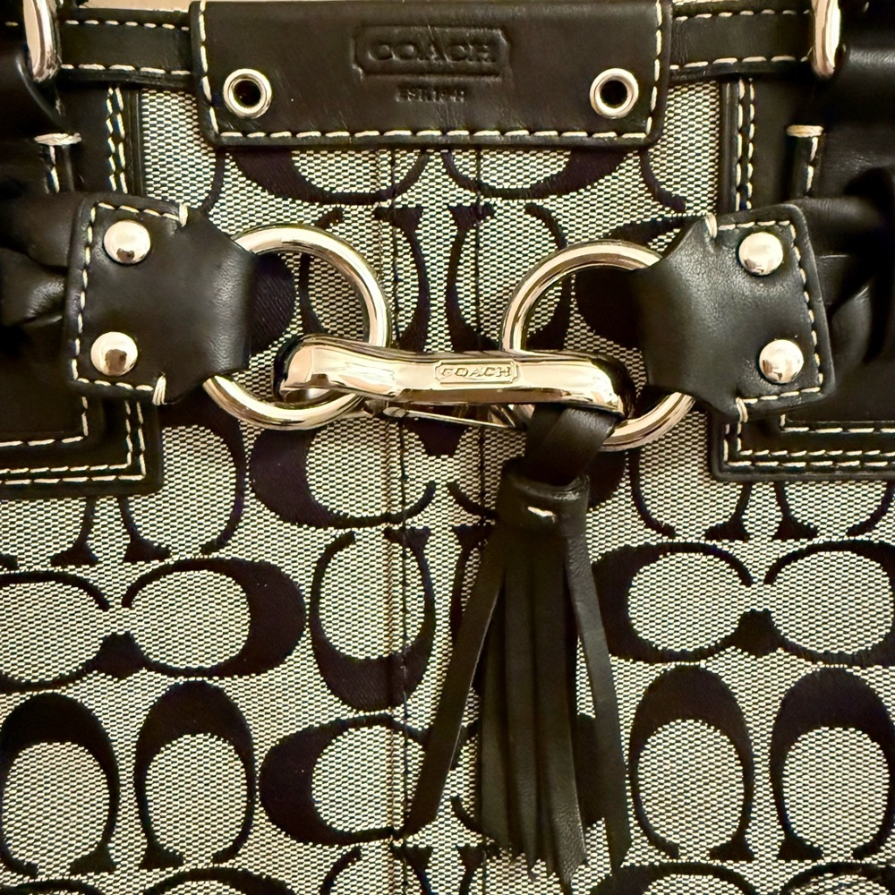 Authentic Coach Black and Gray Hampton Shoulder Bag - Picture 4 of 11